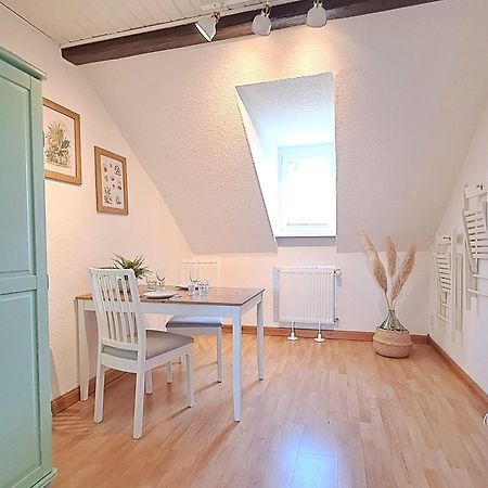 Liebenswertes Apartment 10 Minuten Zur Altstadt Coblença Exterior foto